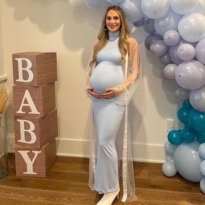 Beautiful sheer robe size s/m with pearl detail